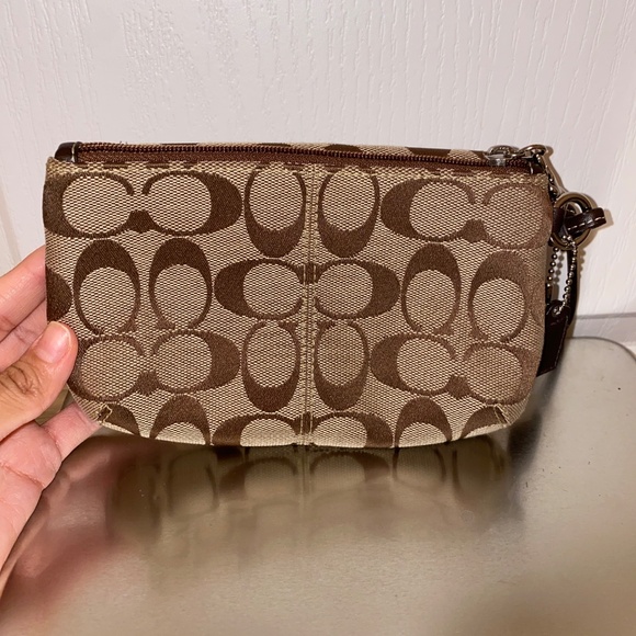 Coach Signature Legacy Flap Wristlet. Tan brown with gold hardware. - Picture 2 of 3